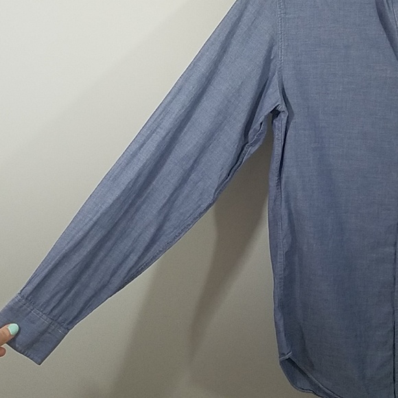 J Crew - Chambray Light Weight Button Down - Picture 4 of 8
